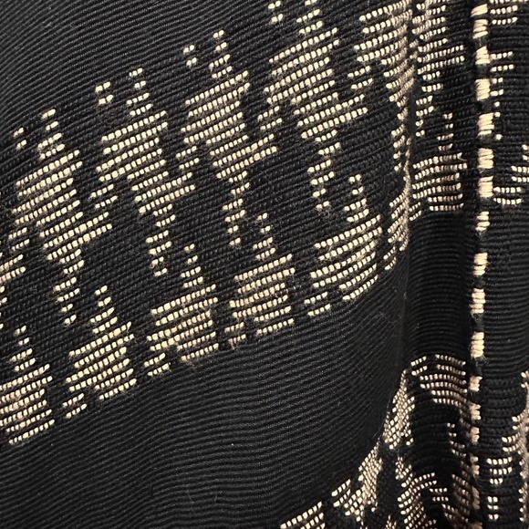 Handwoven San Miguel Mexico Poncho – Bohemian Vibes – $50 - Picture 2 of 4